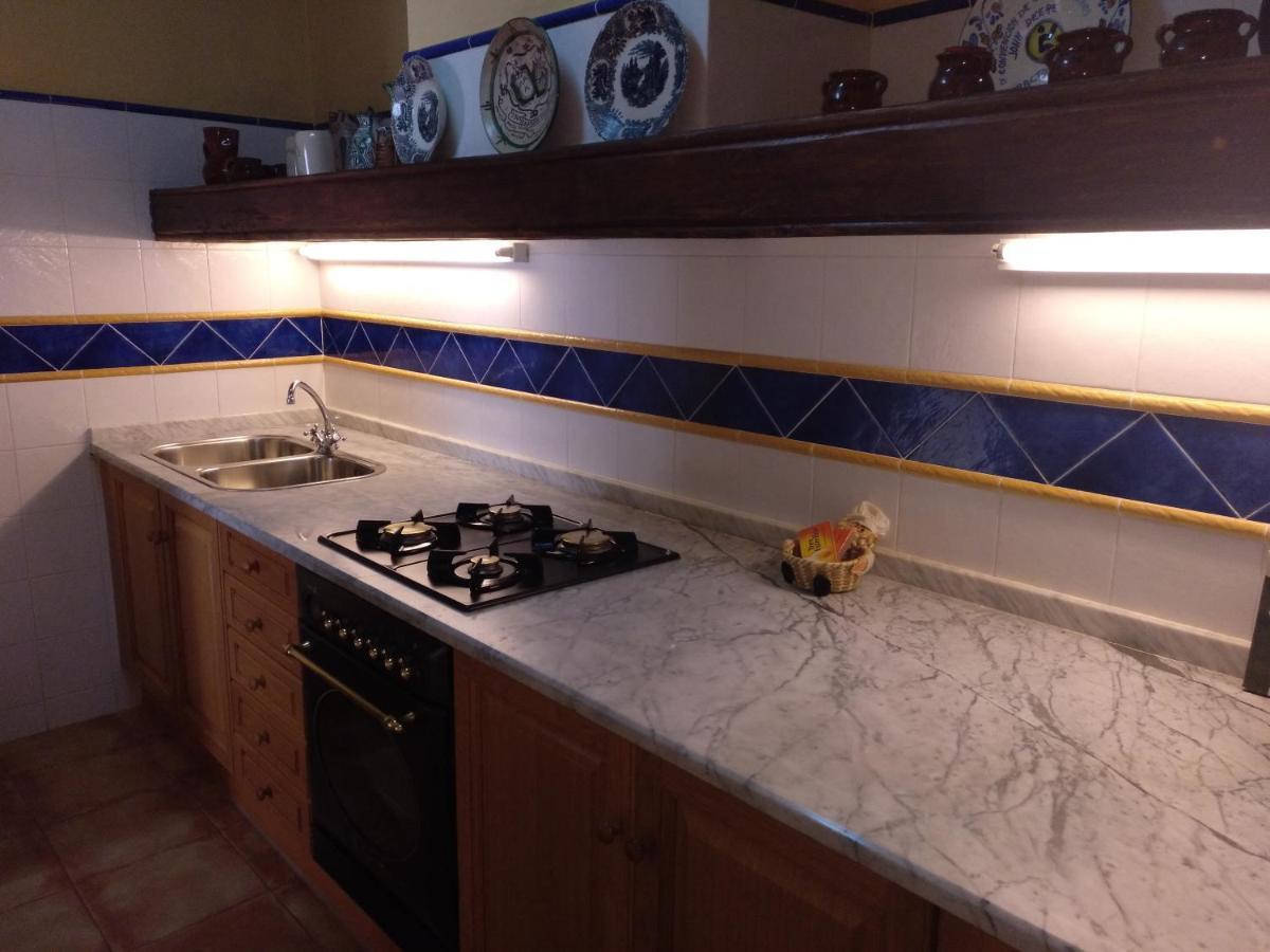 Casa Rural Amador Villarroya de los Pinares Luaran gambar