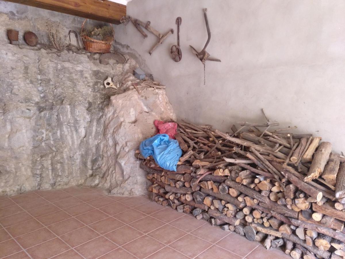 Casa Rural Amador Villarroya de los Pinares Luaran gambar