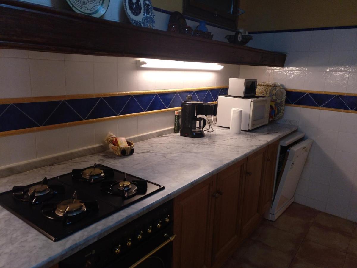 Casa Rural Amador Villarroya de los Pinares Luaran gambar