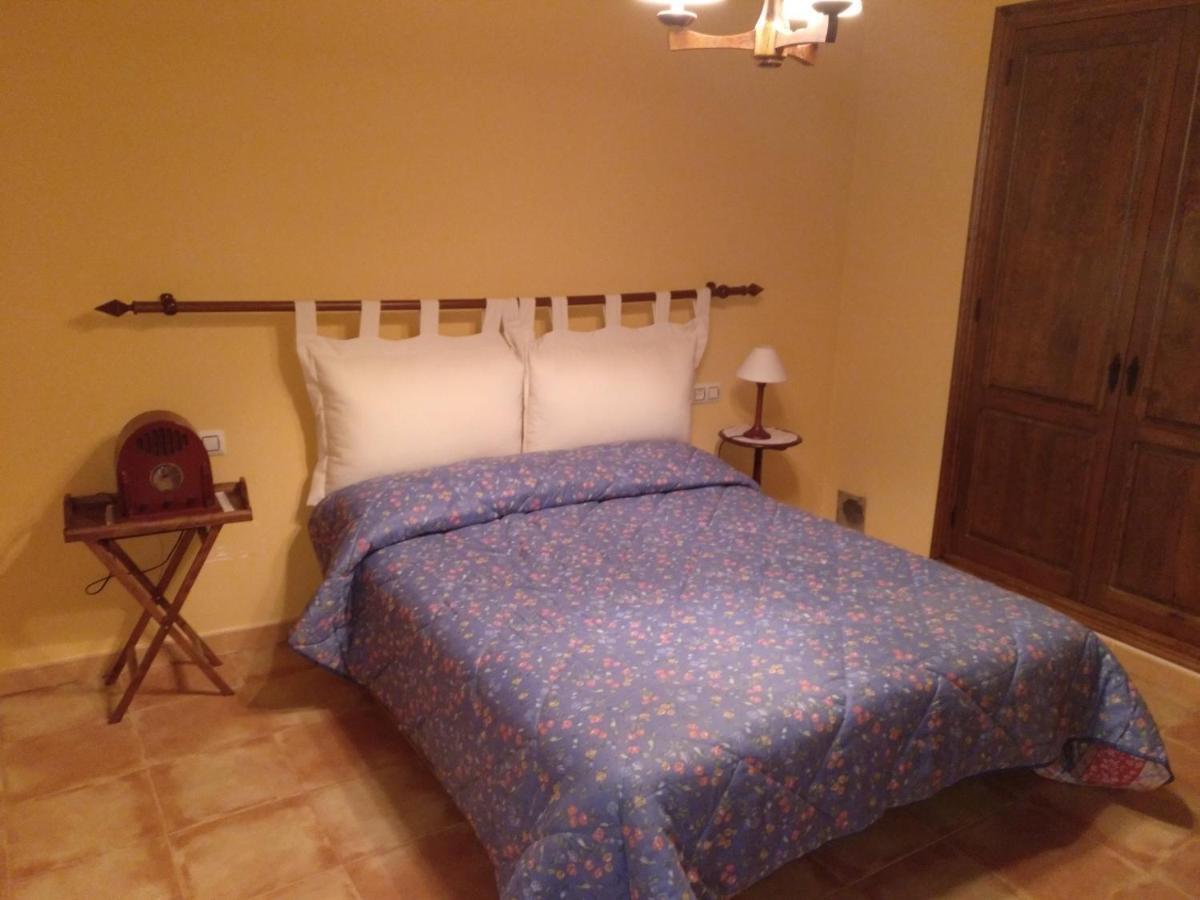 Casa Rural Amador Villarroya de los Pinares Luaran gambar
